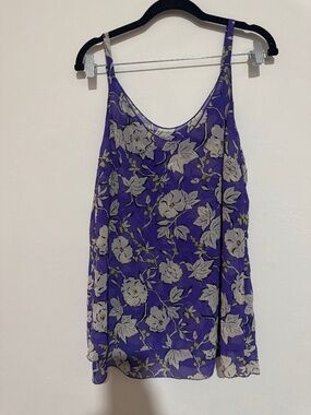 CAbi Outline Cami Vivid Violet Climbing Rose Floral Tank - Size Medium